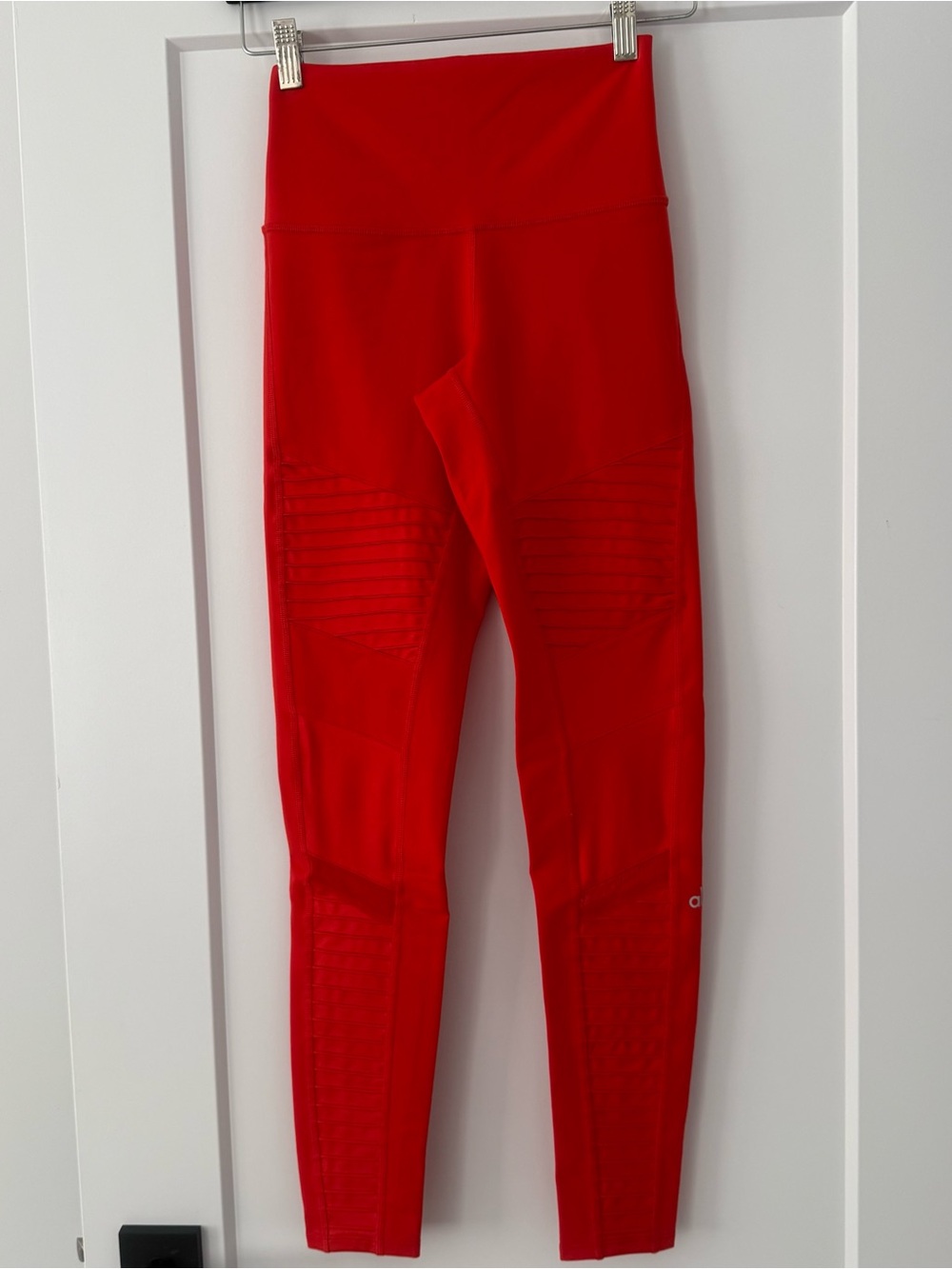 Alo Yoga High-Waist Moto Leggings in Cherry Red